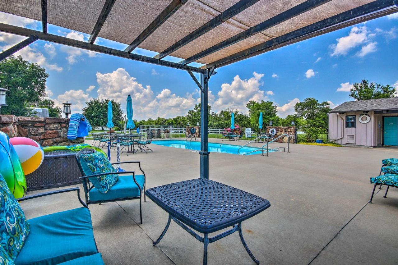 Charming Afton Condo With Community Pool! Kültér fotó